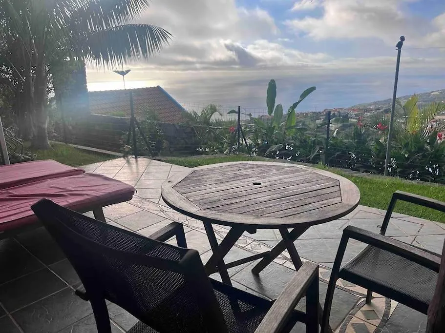 Lucky Lemons - Boutique Houses Madeira Calheta  Portugal